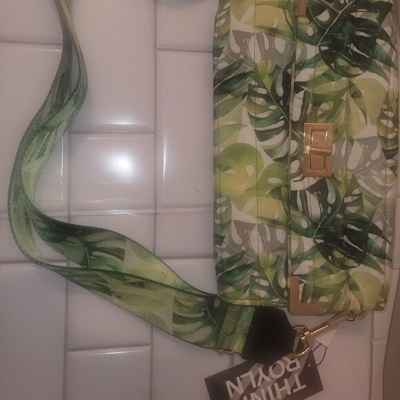 THINK ROYL Shoulder Bag - Picture 1 of 2